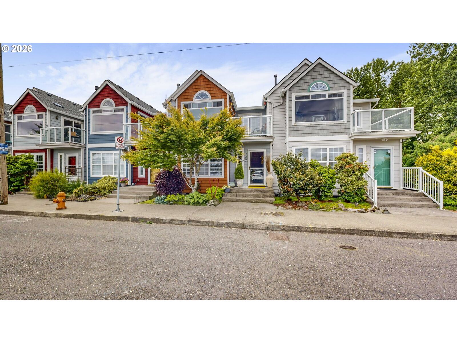 Property Photo: 442 N Bridgeton Rd OR 97217
