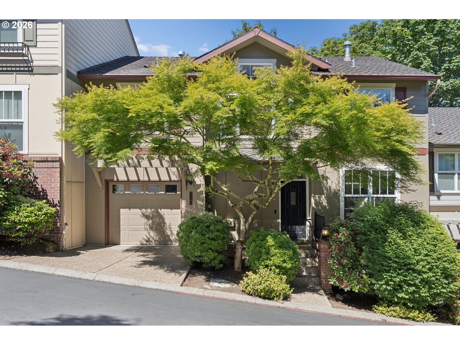 Property Photo: 2371 NW Burkhart Dr OR 97229