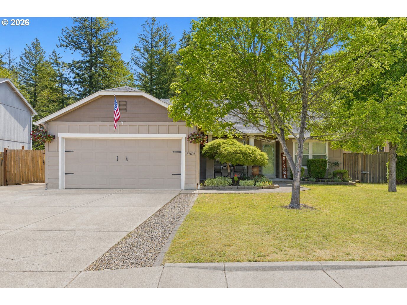 Property Photo:  87607 Halcyon Dr  OR 97487 