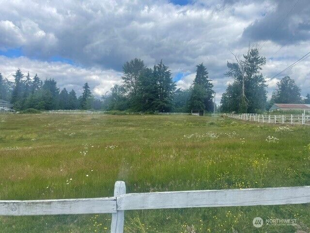 Property Photo: 11800 148th Avenue SE WA 98059