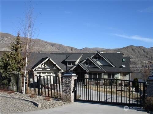 Property Photo: 262 Vineyard Drive WA 98843