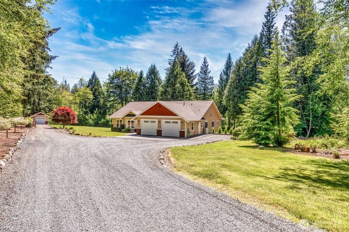 Property Photo:  4021  142nd Avenue NE  WA 98258 