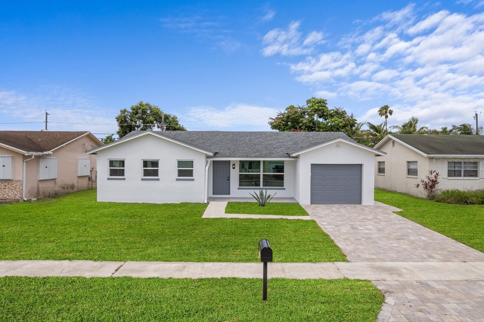 Property Photo: 22171 SW 62nd Avenue FL 33428