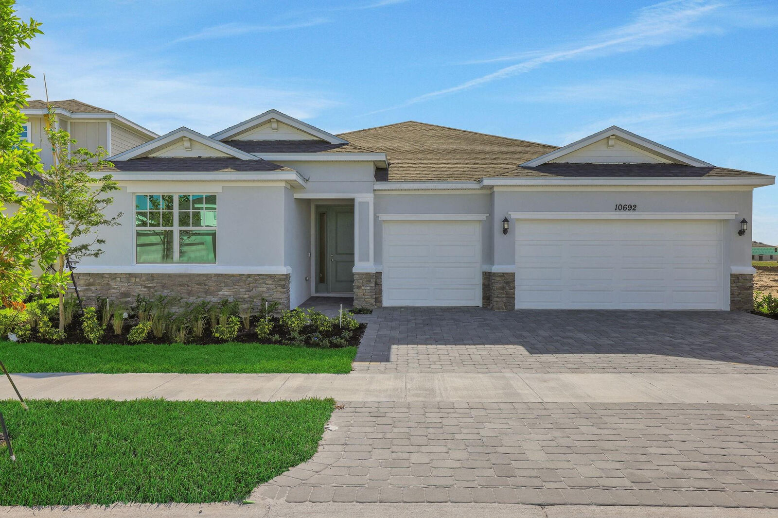 Property Photo:  10724 NW Suncrest Lp  FL 34987 