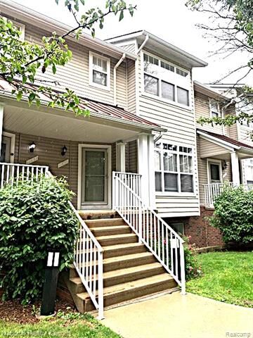 Property Photo: 11695 Squiers Boulevard MI 48315
