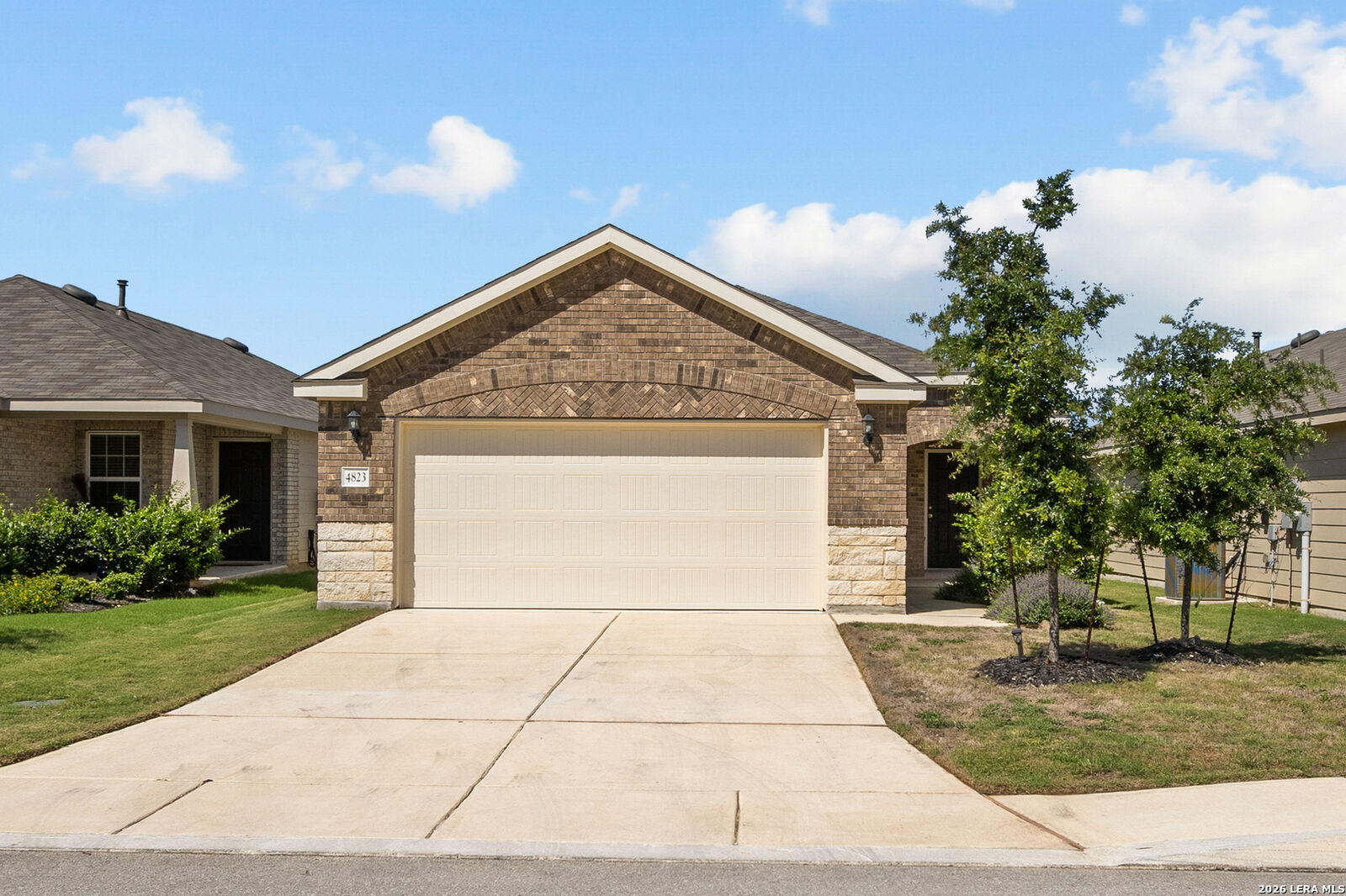 Property Photo: 4823 Cropland Way TX 78253