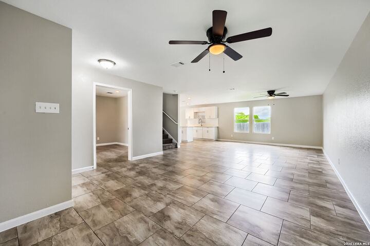 Property Photo:  117 Gatewood Clf  TX 78108 