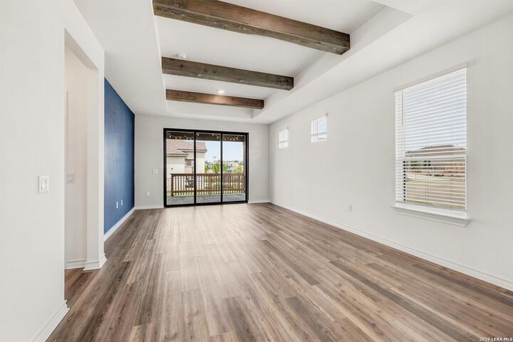 Property Photo: 2091 Green Ash TX 78132