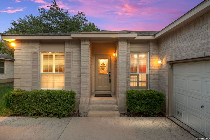 Property Photo: 1902 Sunderidge TX 78260