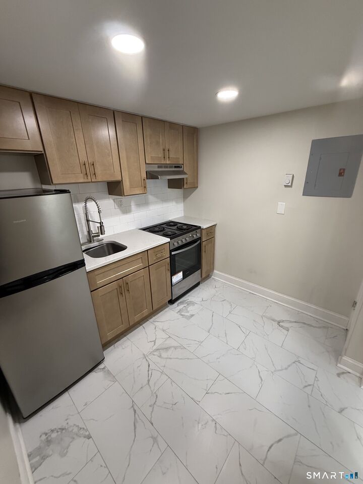 Property Photo:  18-Unit D Cherry Street  CT 06460 