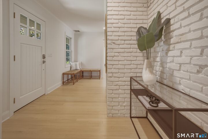 Property Photo:  143 North Avenue  CT 06880 
