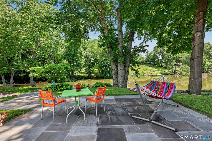 Property Photo:  8 Apple Blossom Lane  CT 06811 