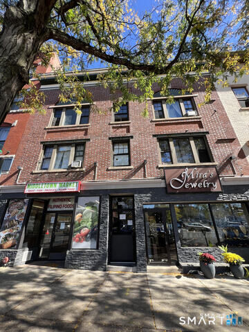 Property Photo:  480 Main Street  CT 06457 