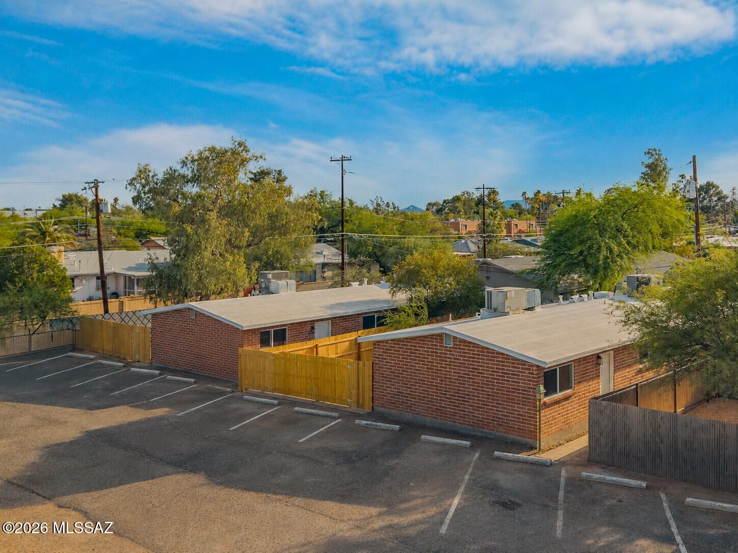 Property Photo: 2544 E Glenn Street AZ 85716