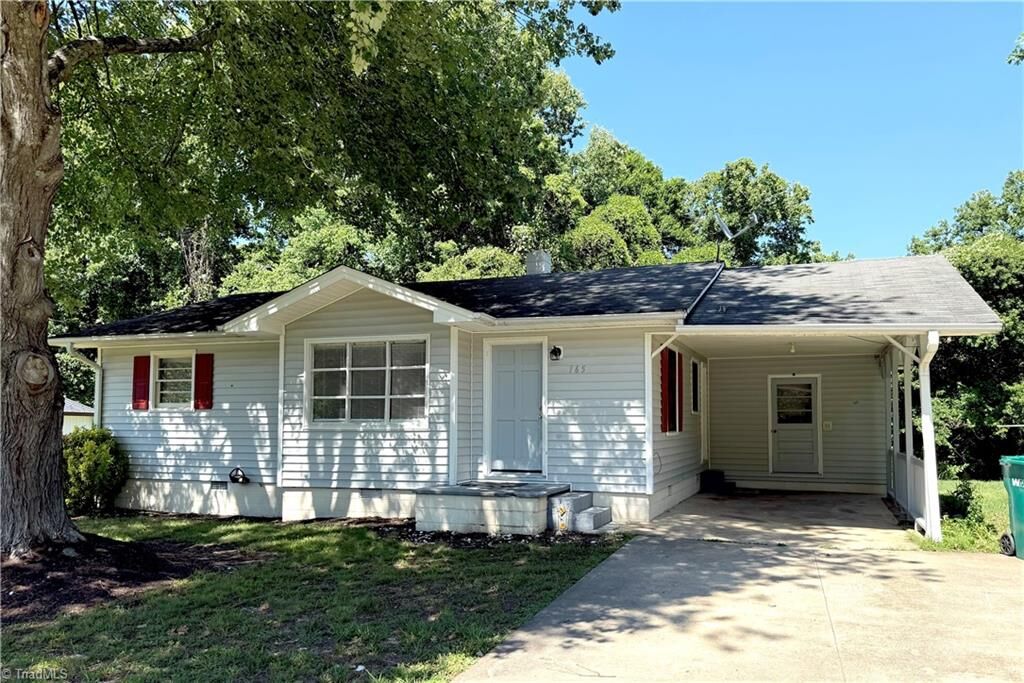 Property Photo: 165 Styers Street NC 27023