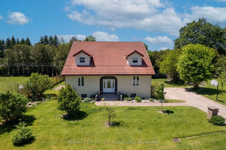 Property Photo:  176 Eastman Avenue  ON N7G 3K1 