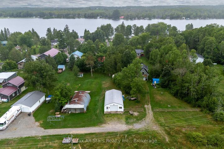 Property Photo: 93 Sturgeon Glen Road ON K0M 1N0