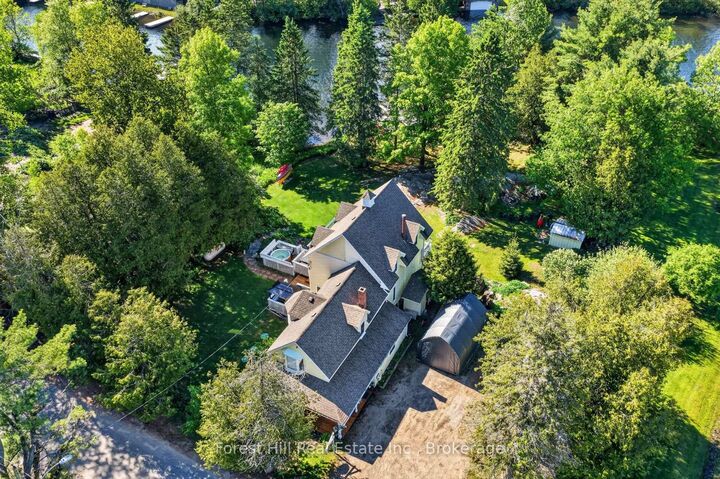 Property Photo: 1029 Harvey Avenue ON P0A 1E0