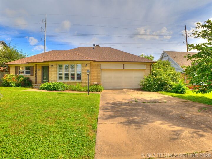 Property Photo: 5910 E 36th Street OK 74135