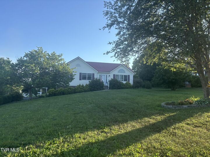 Property Photo: 114 Butterfly Court TN 37681