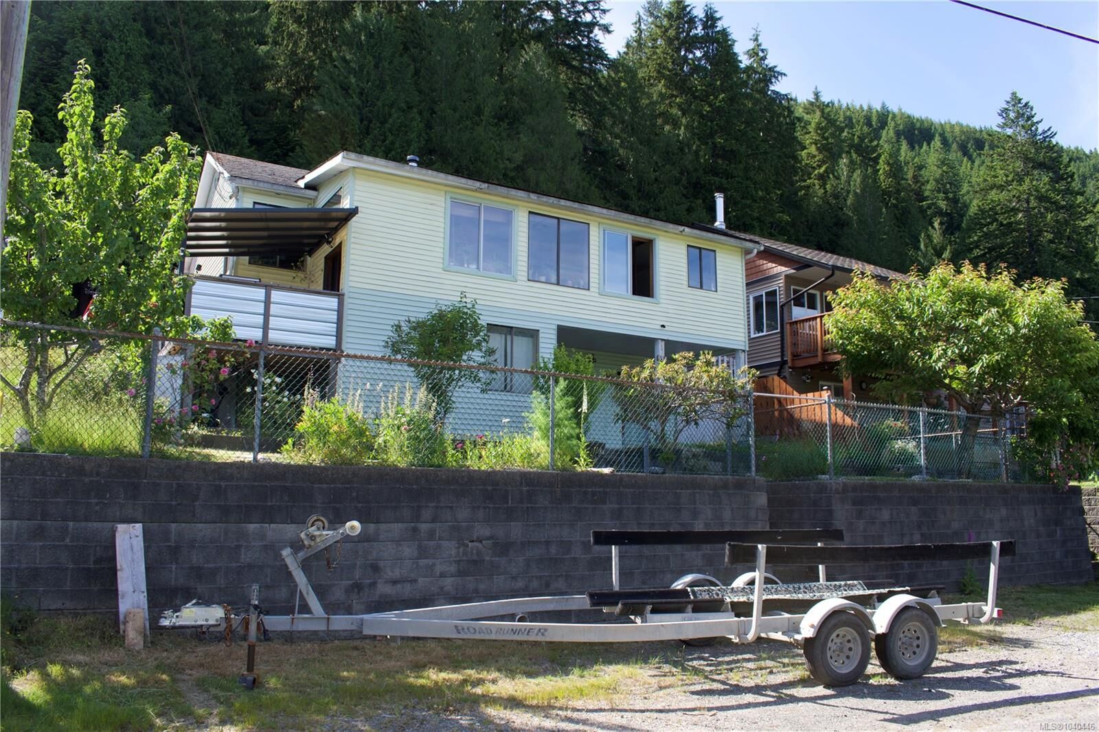 Property Photo:  534 Cardiac Climb Rd  BC V0P 1X0 