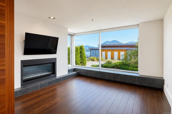 Property Photo:  368 Main St #106  BC V0R 2Z0 