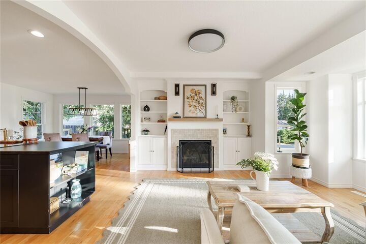 Property Photo: 1940 Emma Way BC V9X 1H4
