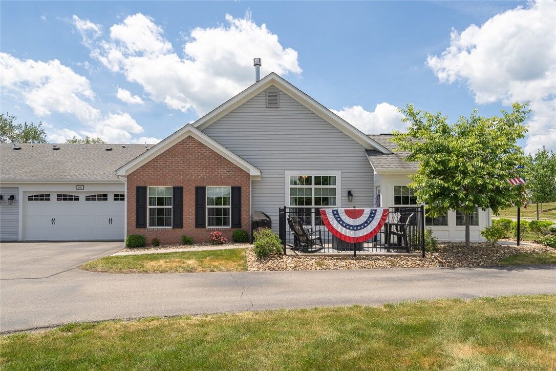 Property Photo:  202 Spring Valley Dr.  PA 16063 
