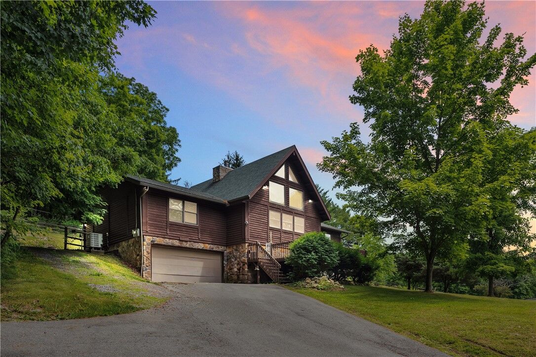 Property Photo: 624 Squaw Run Rd PA 16117