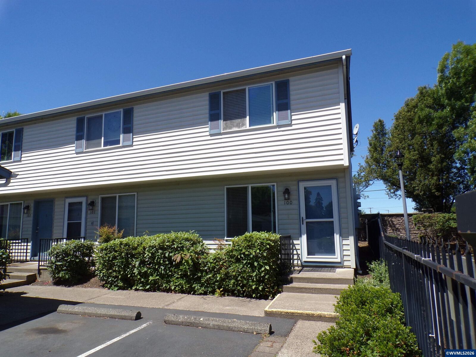 Property Photo: 4792 Lancaster #100 Dr NE OR 97305