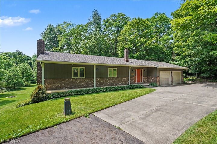 Property Photo:  2882 Sharon Copley Road  OH 44256 