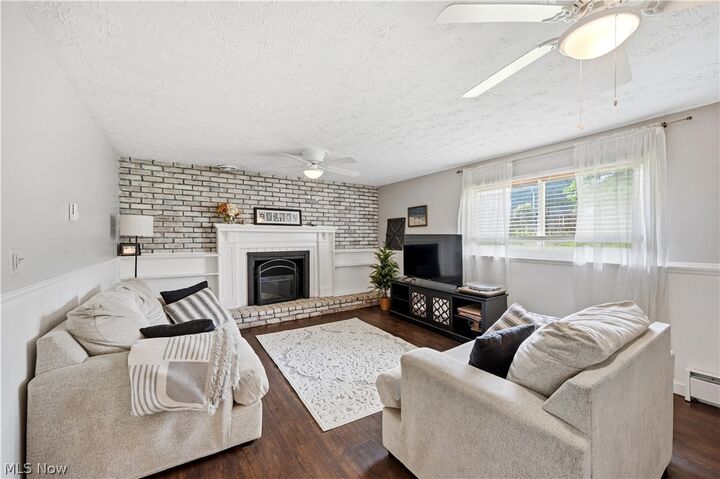 Property Photo: 1004 Plymouth Drive OH 44044