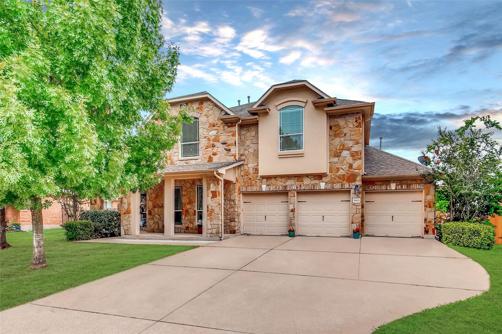 Property Photo:  19803 Mallard Pond Trail  TX 78660 