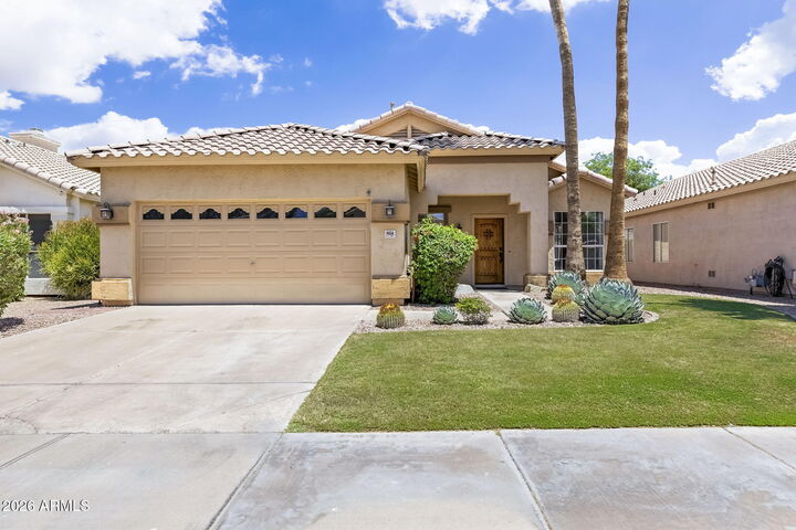 Property Photo: 8654 E Mescal Street AZ 85260