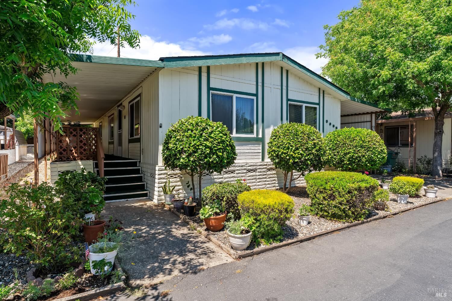Property Photo: 8009 Cliffrose Street CA 95492