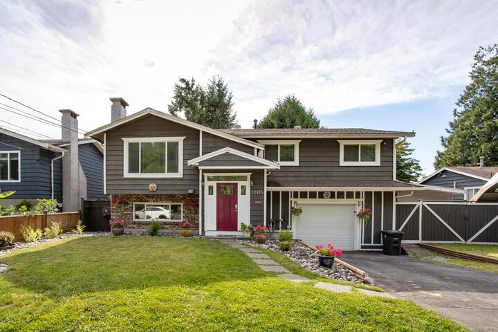 12115 Blakely Road — photo 1