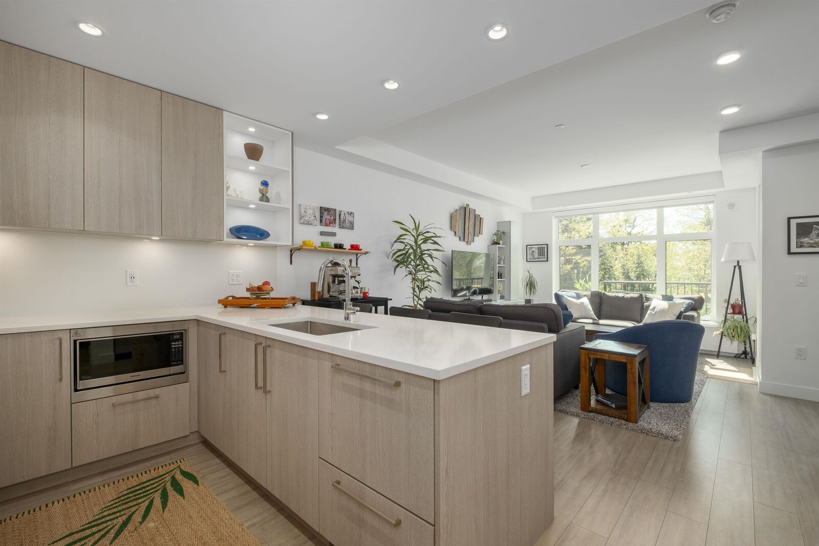 Property Photo: 747 E 3rd Street 111 BC V7L 1G8