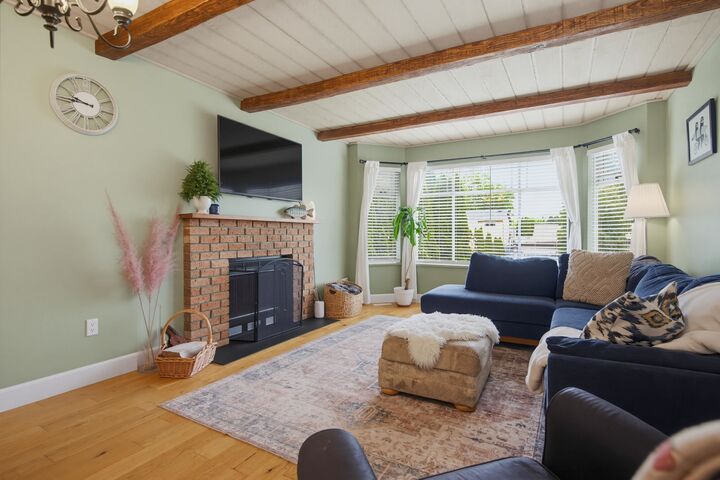 Property Photo: 6079 173A Street BC V3S 6Y3
