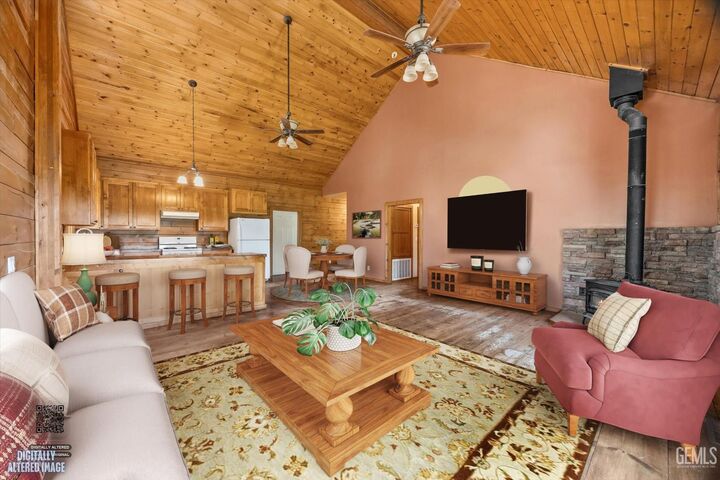 Property Photo: 1516 Banff Drive CA 93222