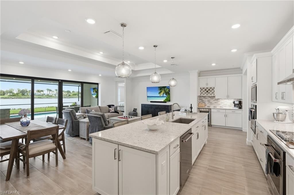 Property Photo: 6271 Liberty St FL 34142