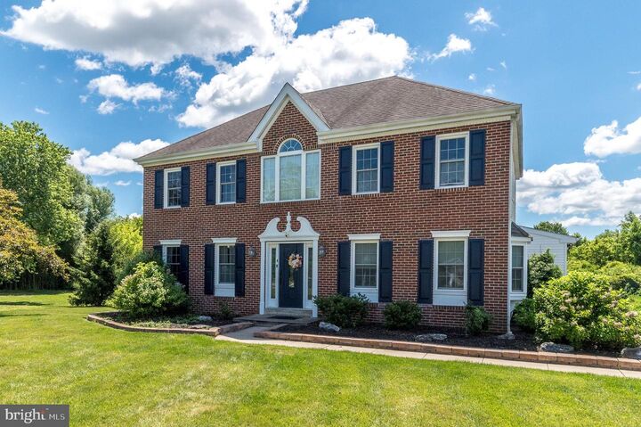 Property Photo: 4 Magnolia Court PA 19335