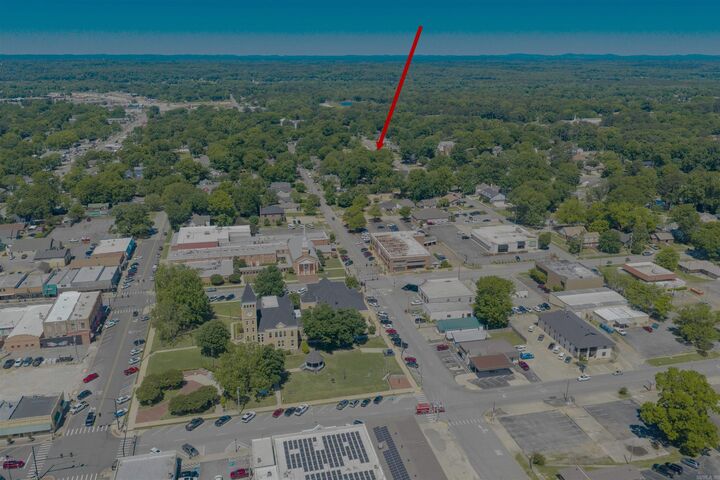 Property Photo:  524 W Cross Street  AR 72015 