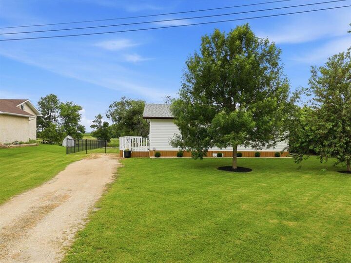Property Photo: 450 Pembina Trail MB R0G 1Y0