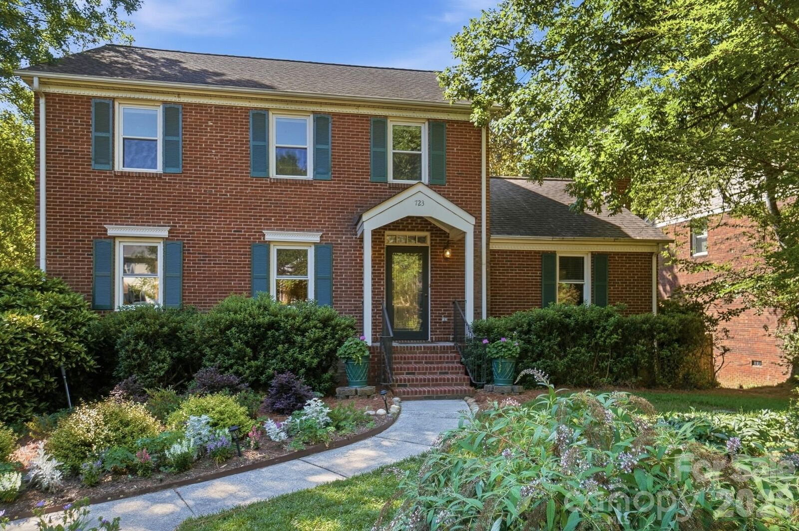 Property Photo:  723 Walnut Point Drive  NC 28105 