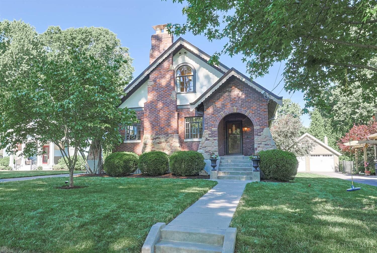 Property Photo: 3711 Petoskey Avenue OH 45227