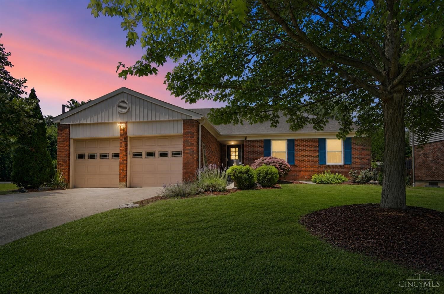 Property Photo: 619 Genenbill Drive OH 45238
