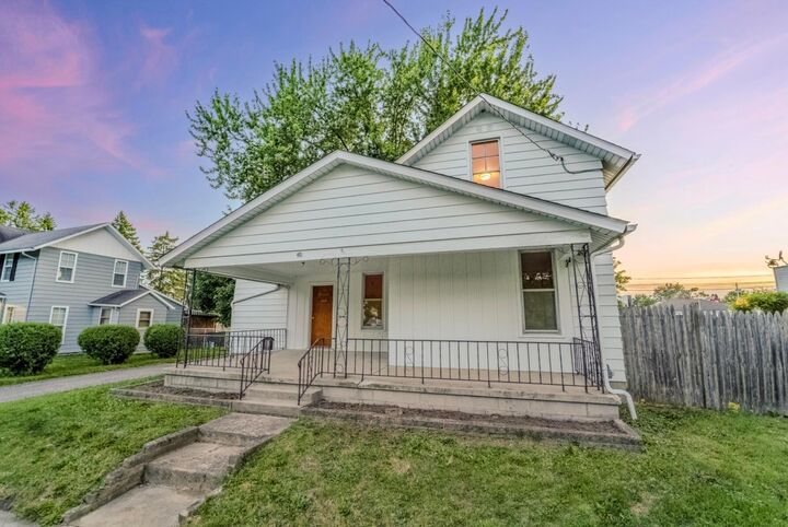 Property Photo:  451 N State Street  OH 43302 