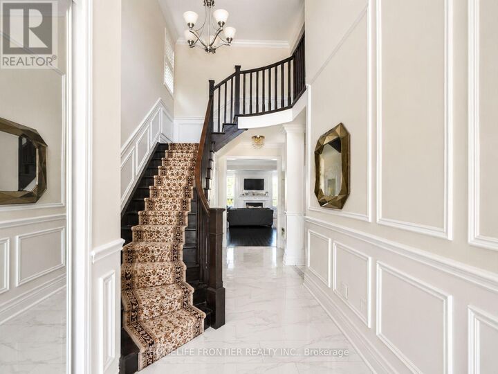 Property Photo: 885 Farmstead Drive Upper ON L9T 8J5