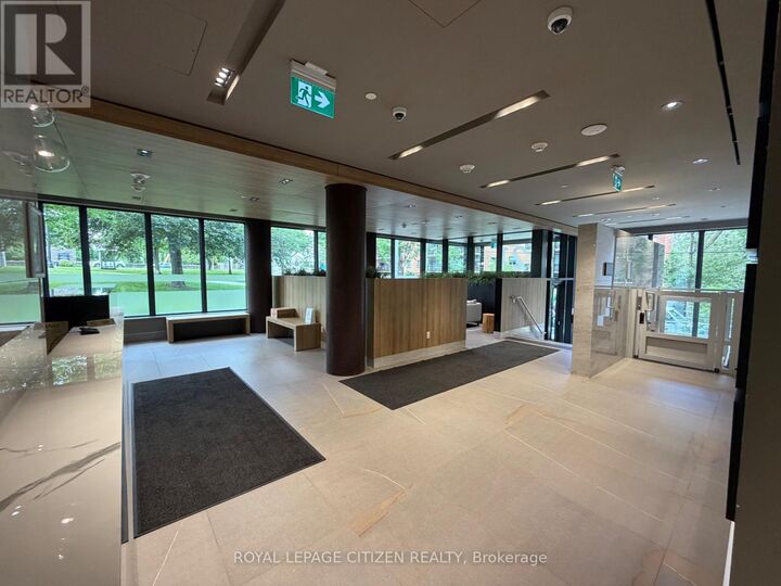 Property Photo:  21 Park Street 606  ON L5G 1L7 