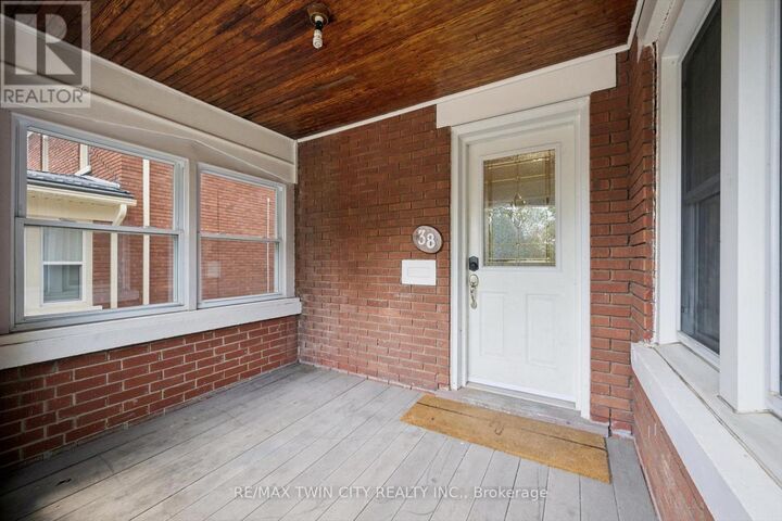 Property Photo:  38 Stirling Avenue North  ON N2H 3G5 